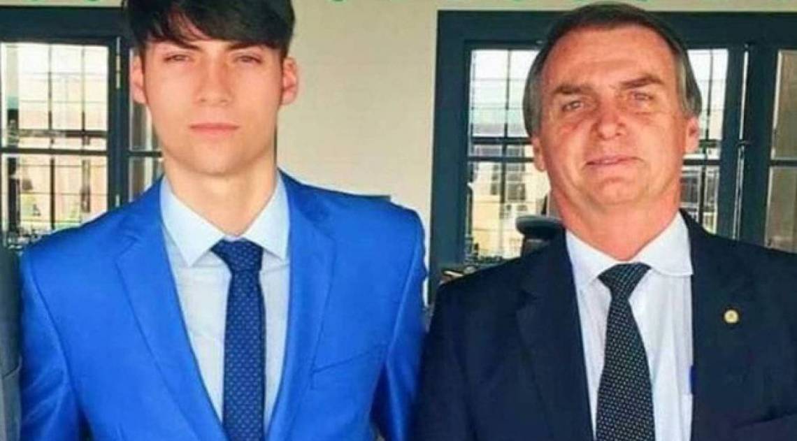 Jair Renan e seu pai, Bolsonaro - Reprodução