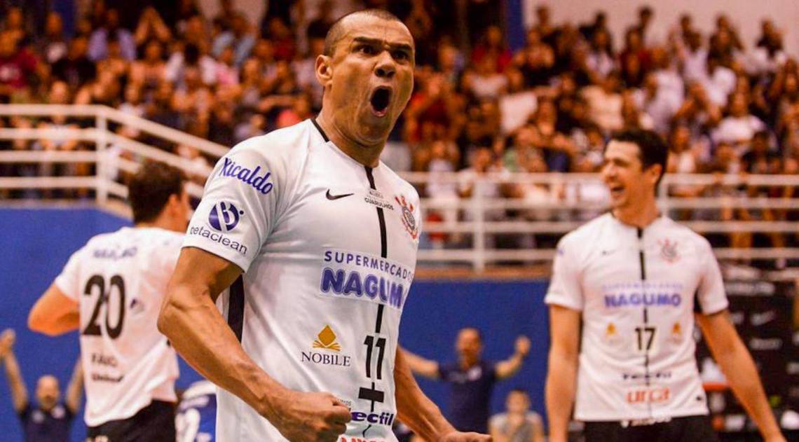 Rodrigo Nascimento, ex-jogador de seleção brasileira, é reforço da equipe Fera, que representa Campos na Superliga C - Divulgação prefeitura de Campos