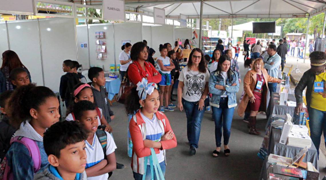 Edições anteriores da Feira Literária de Paracambi (FLIPA)