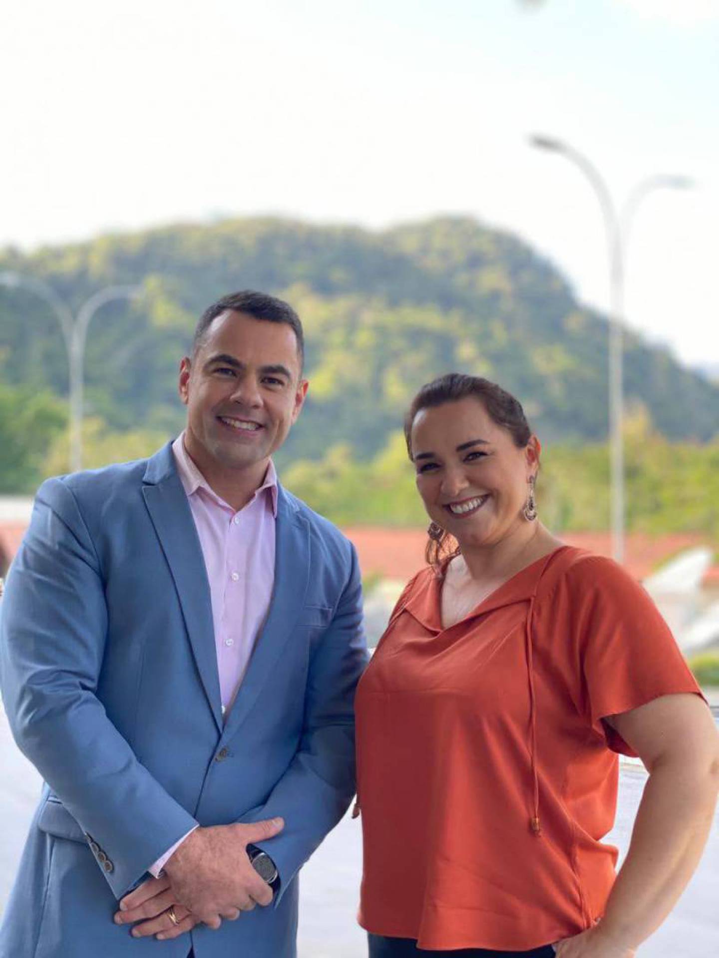 Tino Junior e Ana Paula Portuguesa