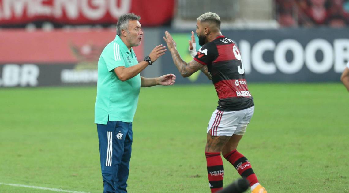 Rio,19/08/2020 -MARACANA- Futebol, Campeonato Brasileiro 2020, Flamengo x Gremio, em jogo vÃ¡lido pela 4Âª rodada.Na foto, Gabigol e domenec .Foto: ClÃ©ber Mendes/AgÃªncia O Dia