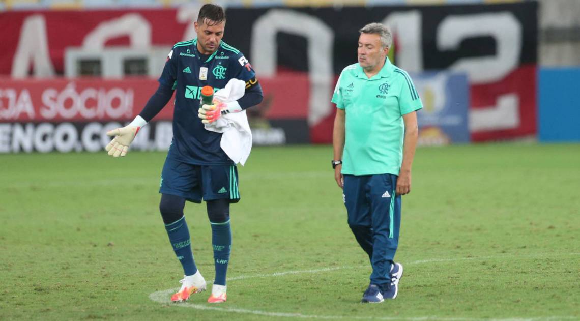 Diego Alves está recuperado - Cléber Mendes