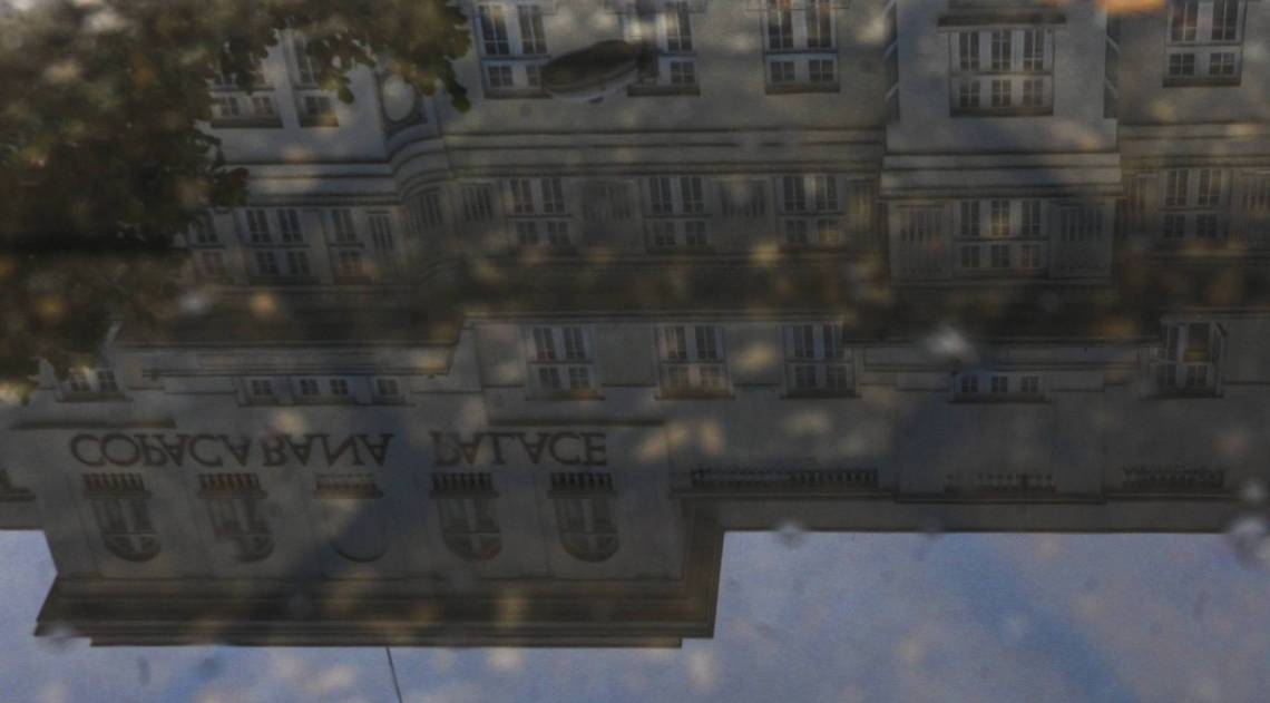 Frente fria chega ao Rio, derruba temperatura e causa chuva. Imagem do Copacabana Palace, na Zona Sul do Rio