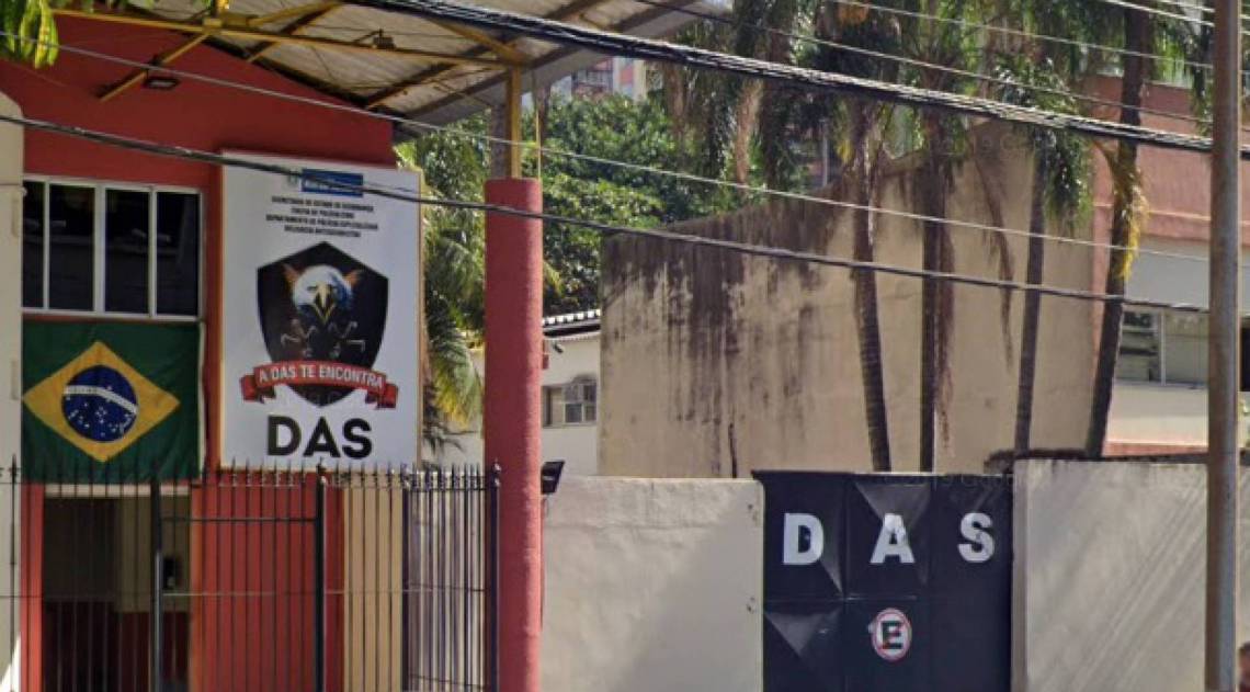 A prisão foi feita por agentes da Delegacia Antissequestro (DAS) - Google / Reprodução 