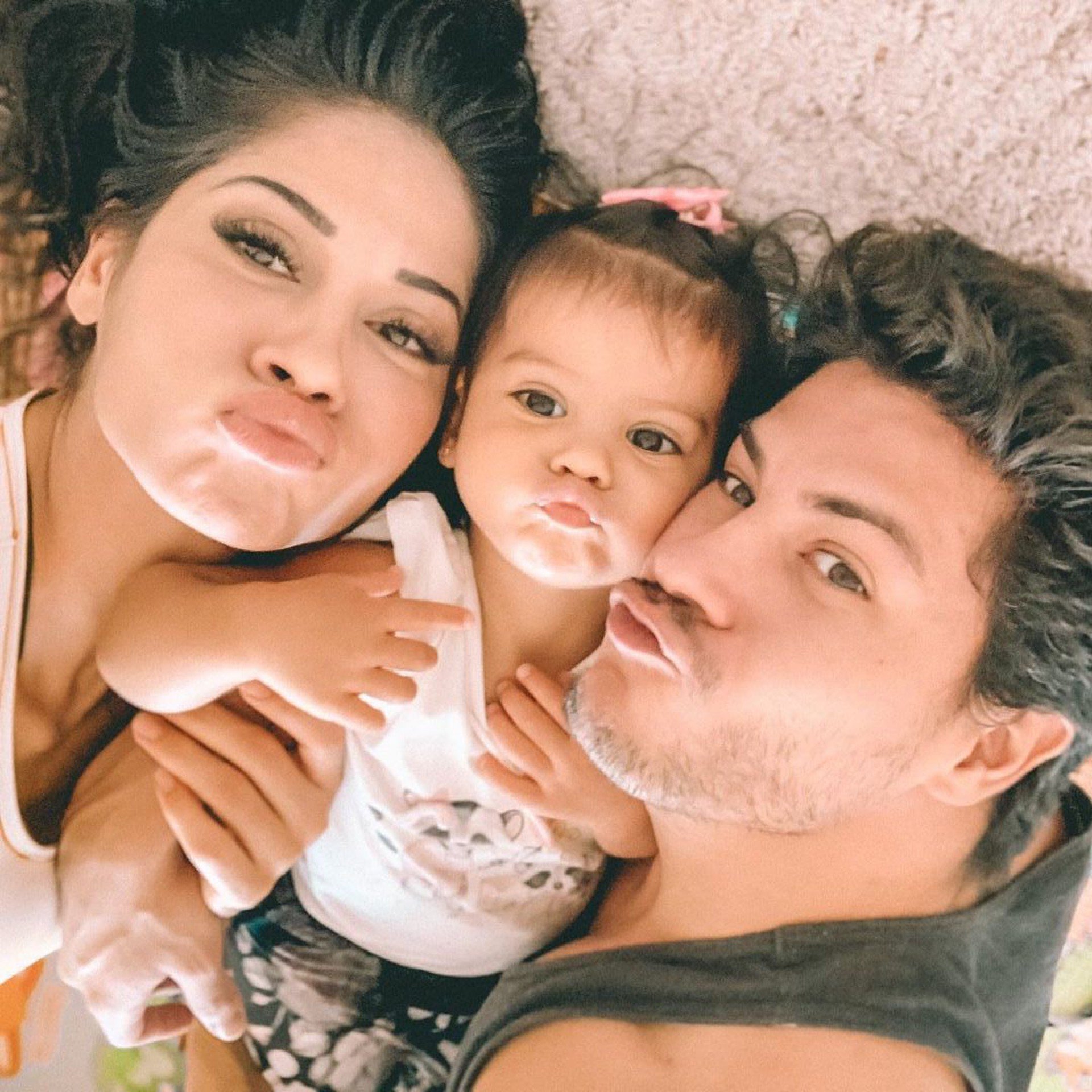 Mayra Cardi, Arthur Aguiar e a filha do ex-casal, Sophia - Reprodução do Instagram