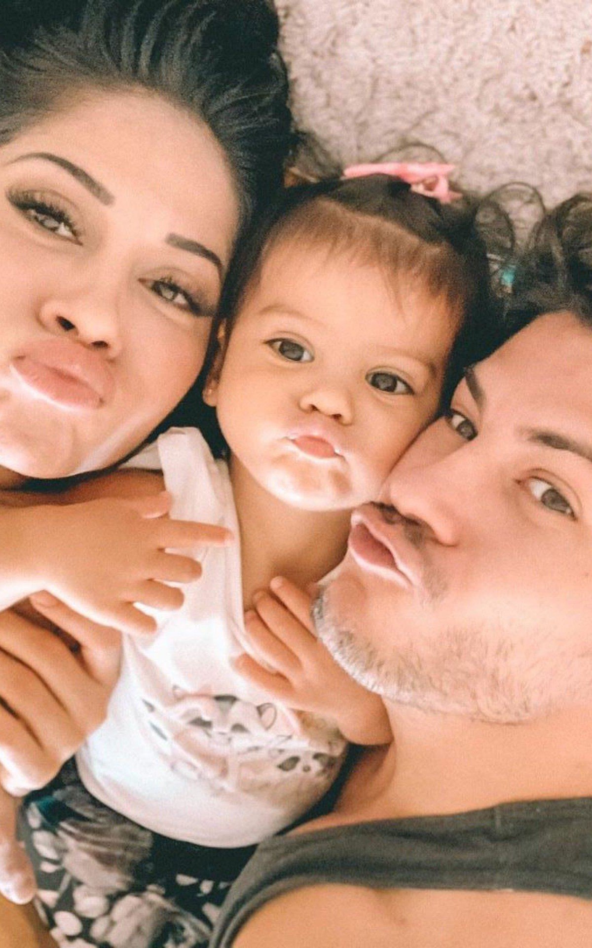 Mayra Cardi, Arthur Aguiar e a filha do ex-casal, Sophia - Reprodução do Instagram