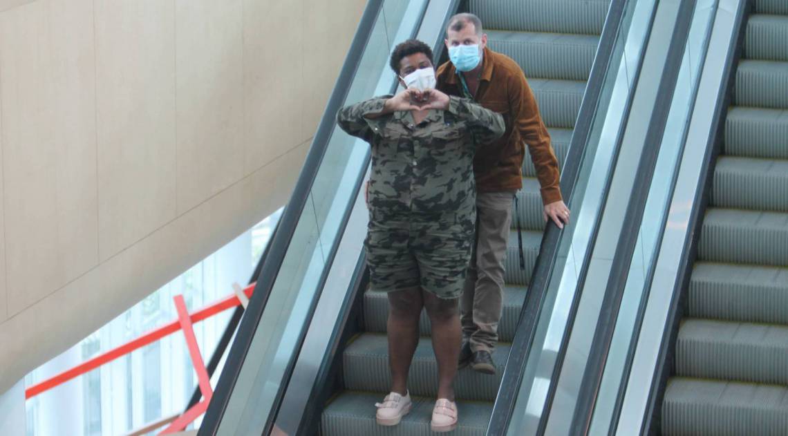 Cacau Prot&aacute;sio passeia com marido no shopping - Agnews