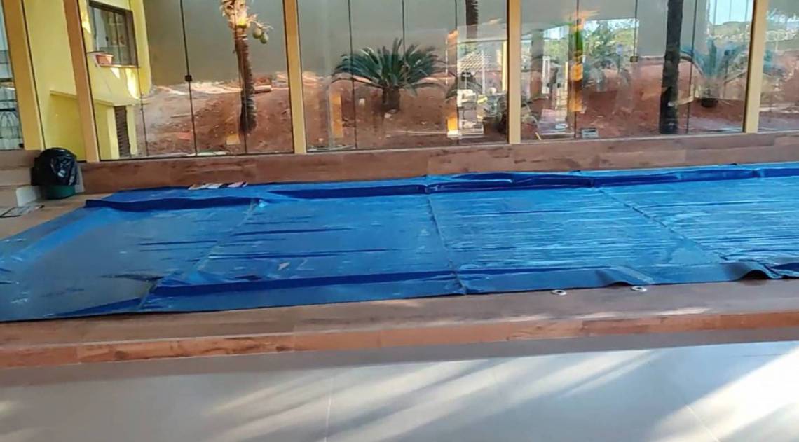 Imóvel do padre Robson, onde mandado de busca e apreensão foi cumprido, tinha piscina aquecida