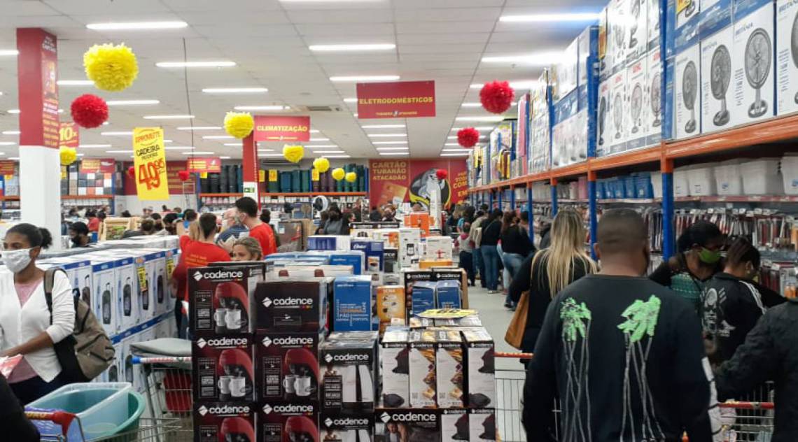 Estabelecimento foi multado em dobro pela Vigilância Sanitária