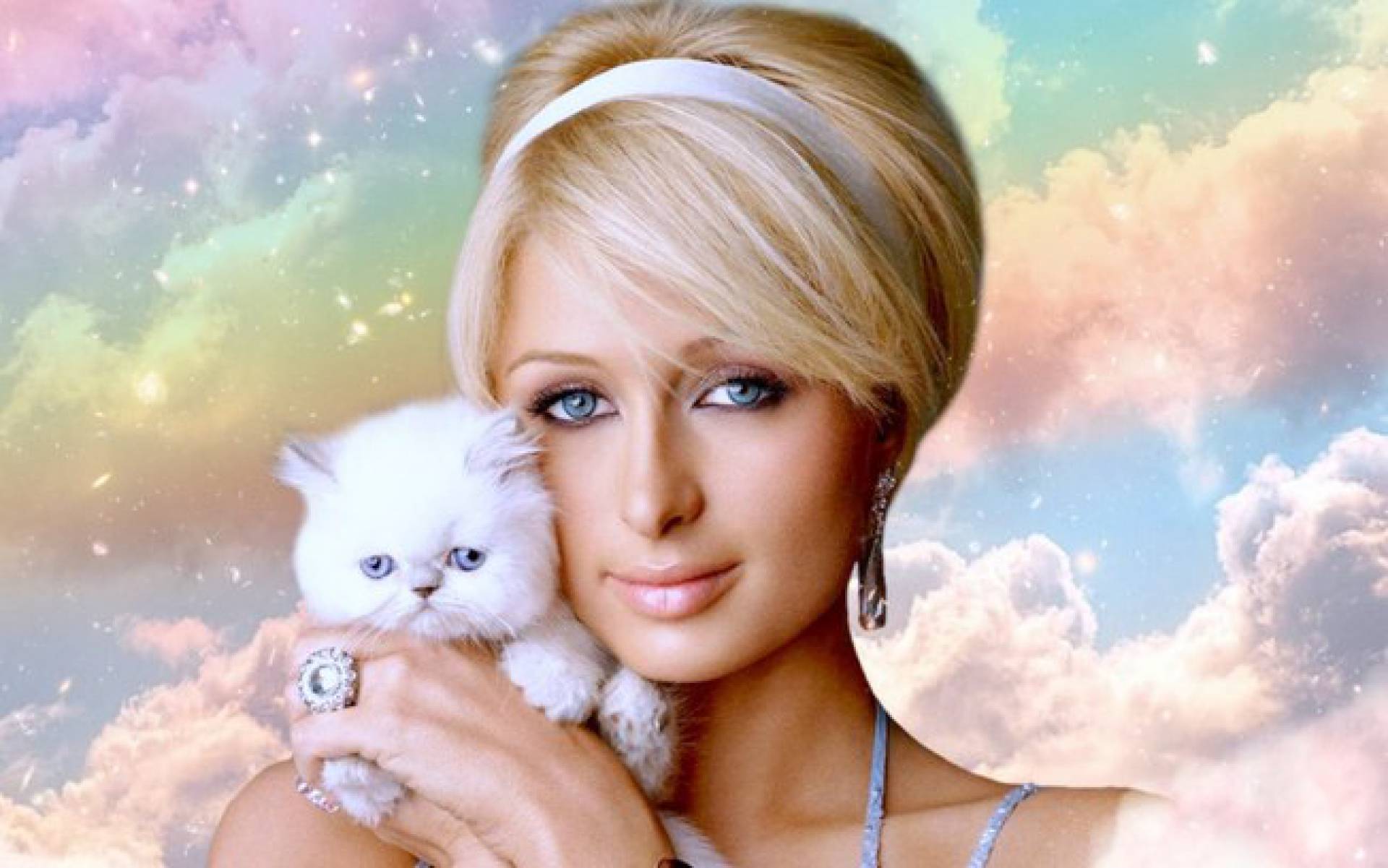 Paris Hilton conta que sofreu abusos em internato na adolescência