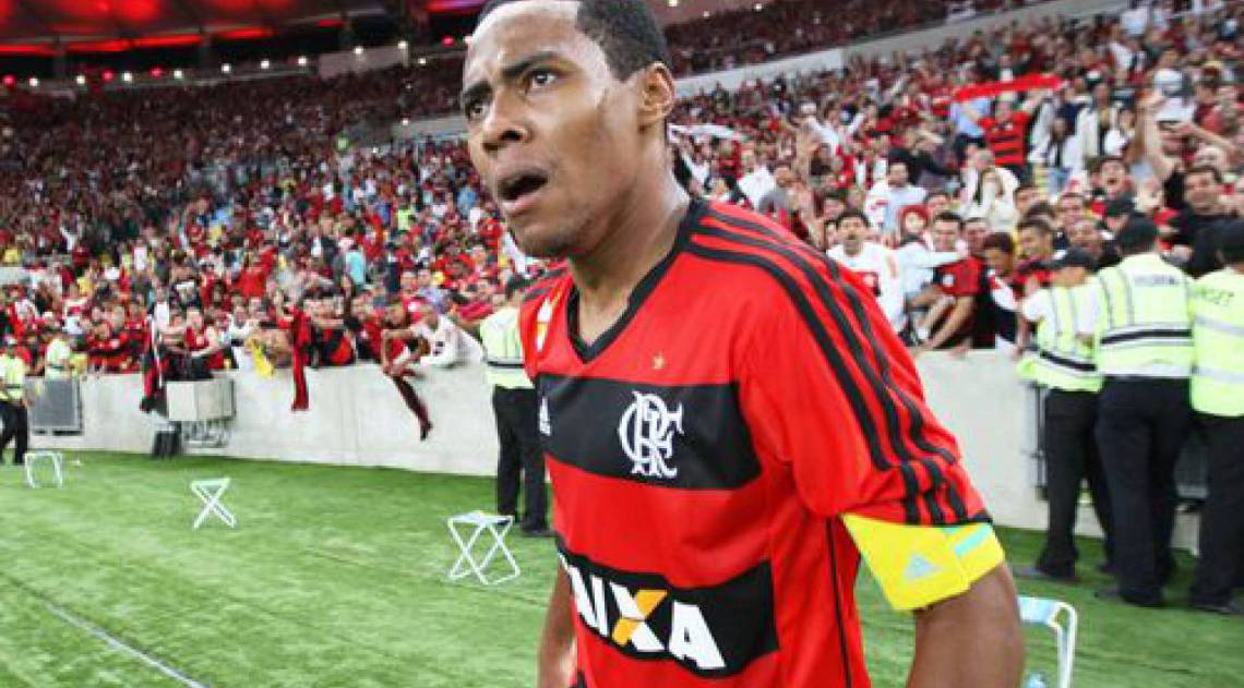 Com a camisa do Flamengo, Elias foi protagonista na conquista da Copa do Brasil em 2013 - Divulgação