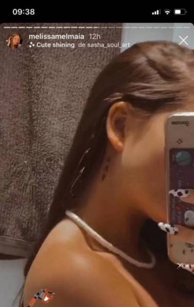 Mel Maia faz duas tatuagens