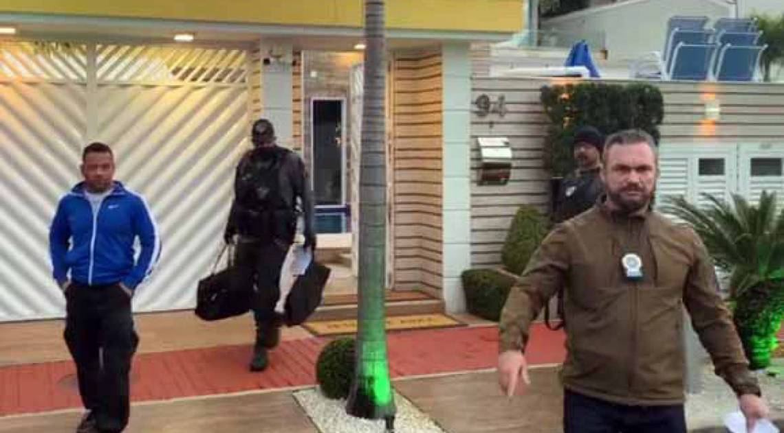 Preso na Barra em condom&iacute;nio de luxo - ReproduÃ§Ã£o