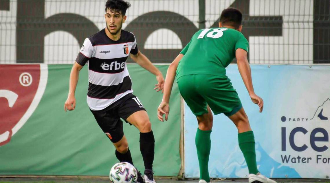 Meia do Lokomotiv Plovdiv, Lucas Salinas projeta estreia na Liga Europa - Divulgação/Lokomotiv Plovdiv