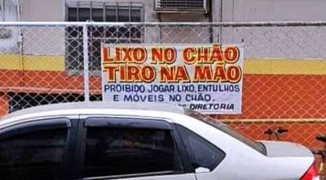 Faixa é colocada em frente a Unidade de Pronto Atendimento (UPA de Bom Pastor), em Belford Roxo - Twitter / Reprodução 