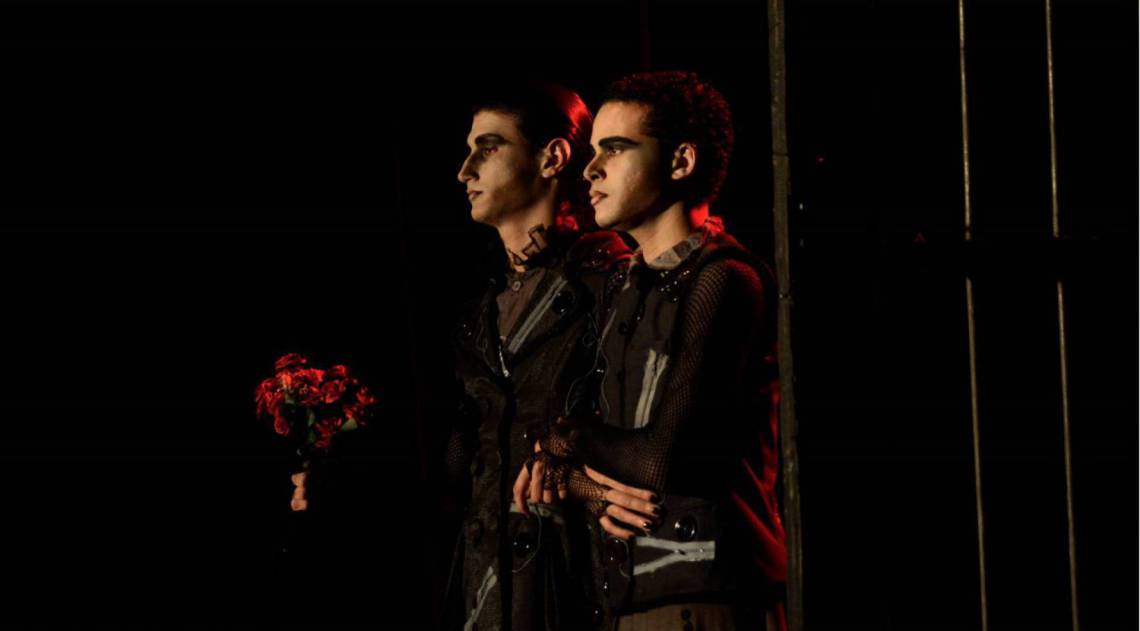 ESPETÁCULO FRANCISCA UMA CASA ENLUTADA