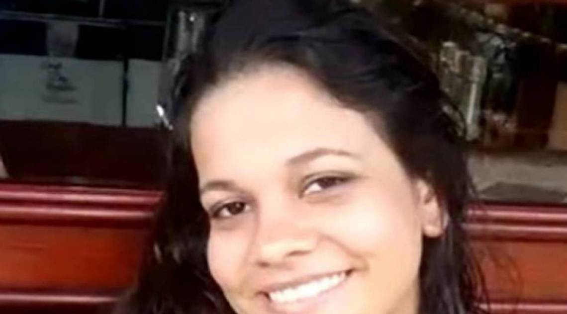 Ana Cristina, 25 anos, é baleada ao tentar proteger o filho - Reprodução / TV Globo