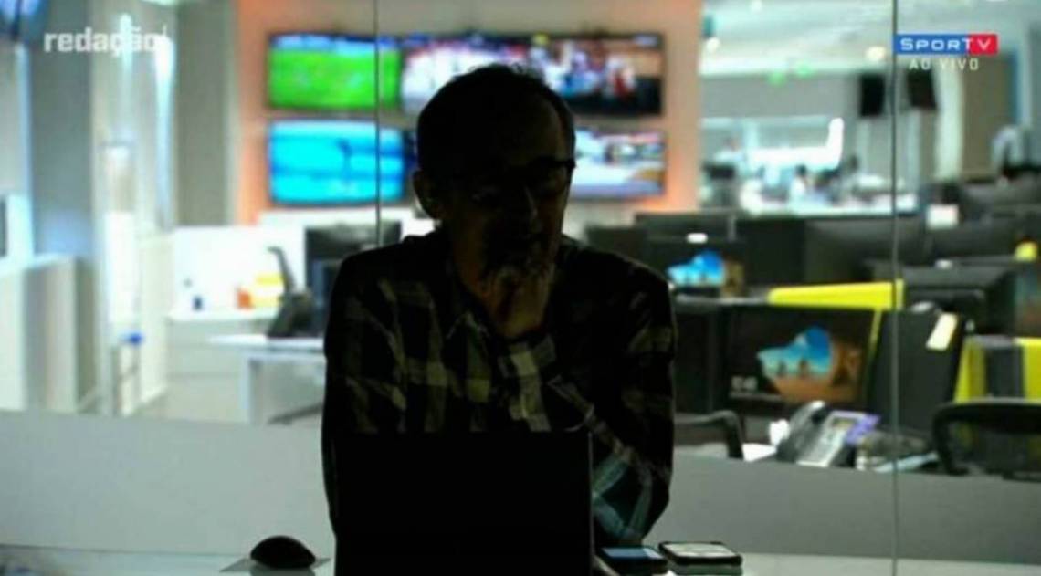 Luz do estúdio acaba no Redação SporTV - Reprodução
