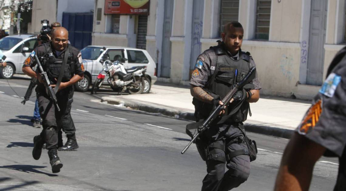 Confronto no Morro do São Carlos 