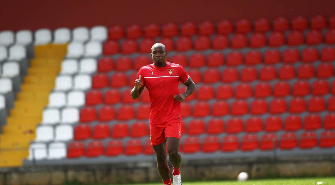 Luiz Fernando disputou 14 jogos pelo Desportivo Aves - Divulgação/Aves