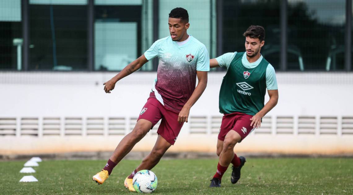 Marcos Paulo no treino do Fluminense
