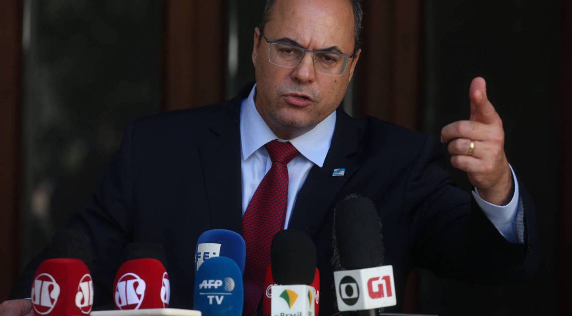 STJ afasta Witzel do governo do Rio por suspeitas de participar em esquema de corrup&ccedil;&atilde;o na sa&uacute;de - Cl&eacute;ber Mendes