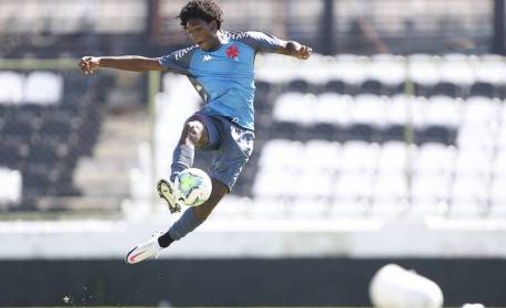 Vasco recebe R$ 42 milhões à vista pela cessão imediata de Talles Magno ao NY City