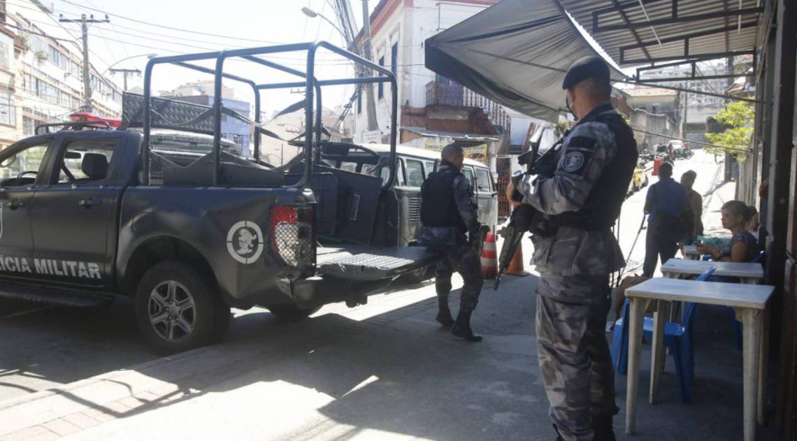 Policiais reforçam policiamento no Rio Comprido - Reginaldo Pimenta / Agência O Dia 