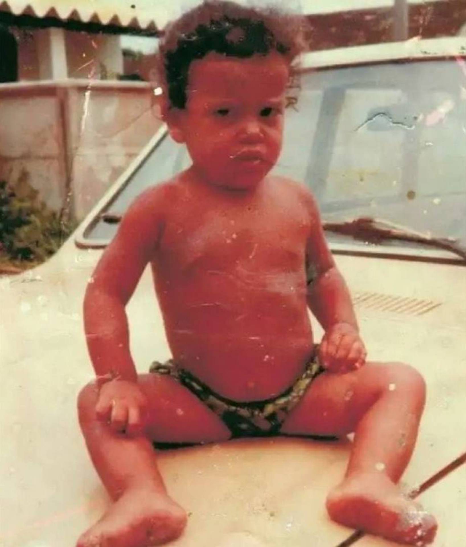 Única foto que família tem de Queli, que hoje deve estar com 39 anos. - Reprodução