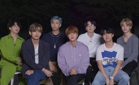 Fãs do BTS lançam campanha para doação de cestas básicas via Fiocruz