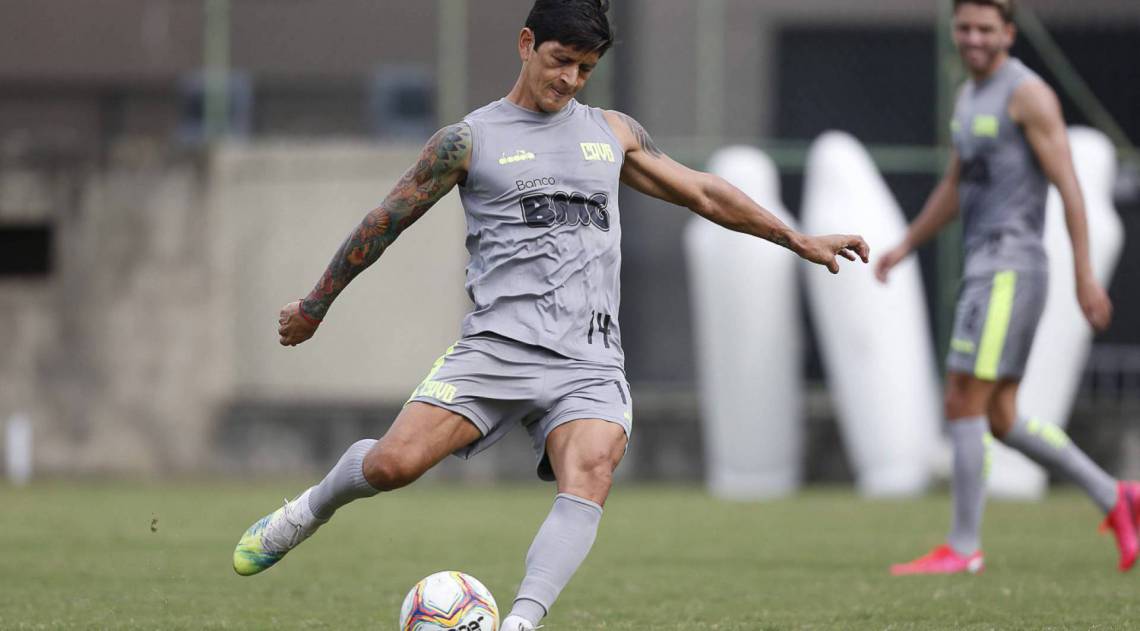 Artilheiro Germán Cano voltará a ser municiado por Benítez - Rafael Ribeiro / Vasco