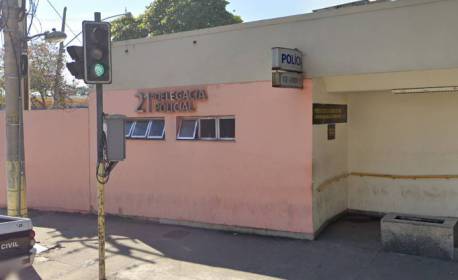Policiais militares são assaltados na Avenida Brasil