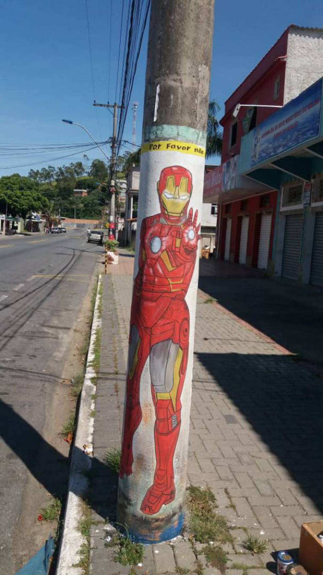 Pintura em poste de Porto Real