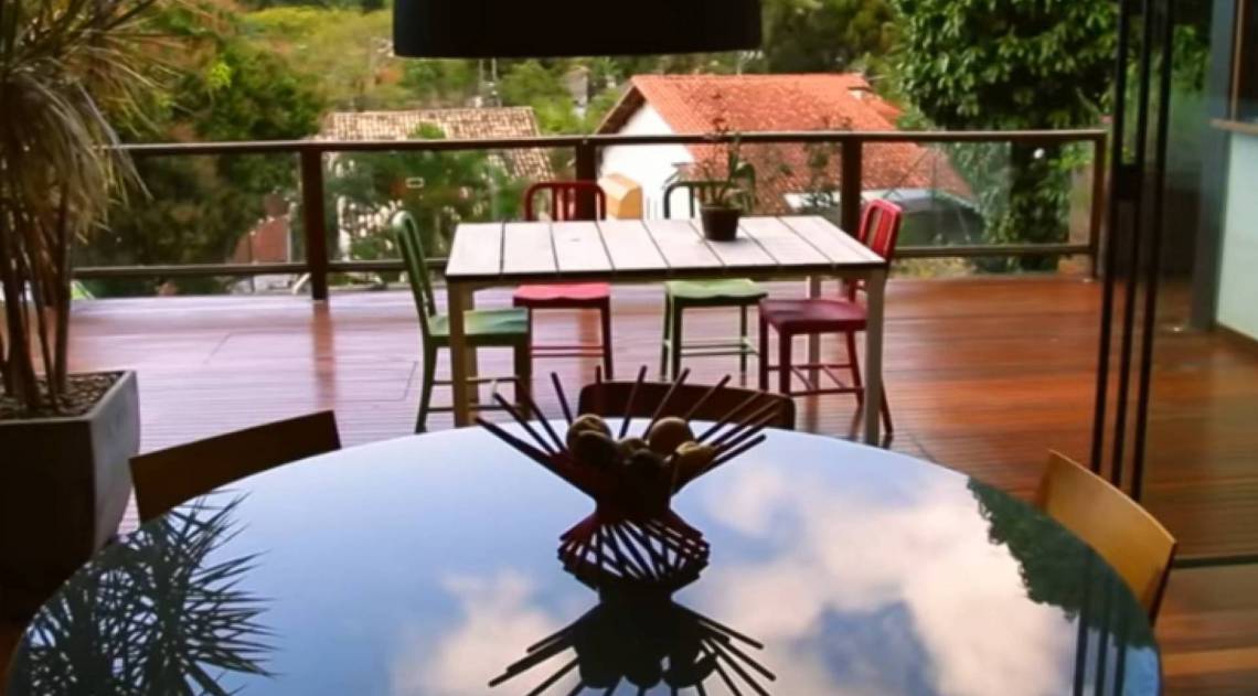 Pedro Bial abre mansão e requinte impressiona