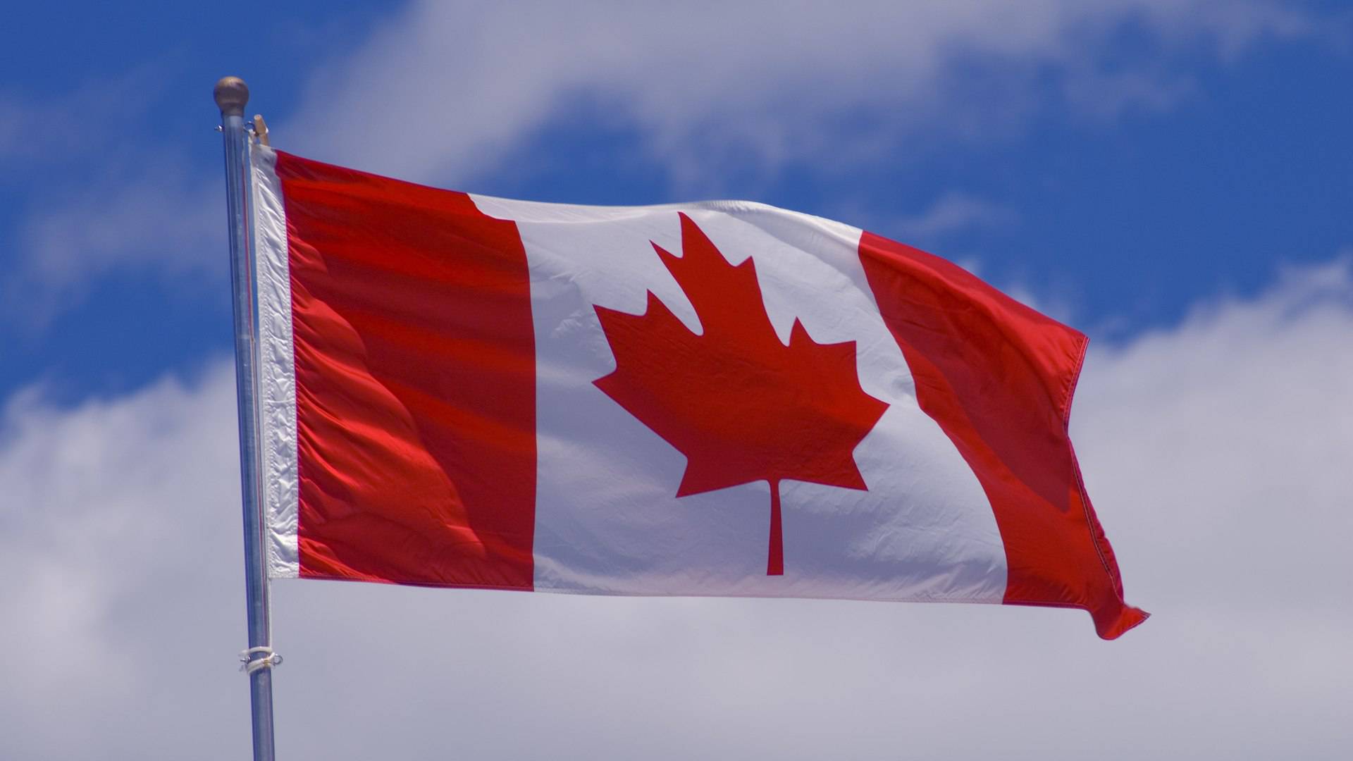 Canad&aacute; reabriu a fronteira para os americanos completamente vacinados