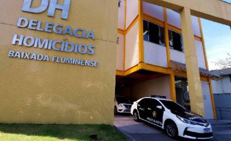 Homem é preso suspeito de matar a enteada de 2 anos em Duque de Caxias