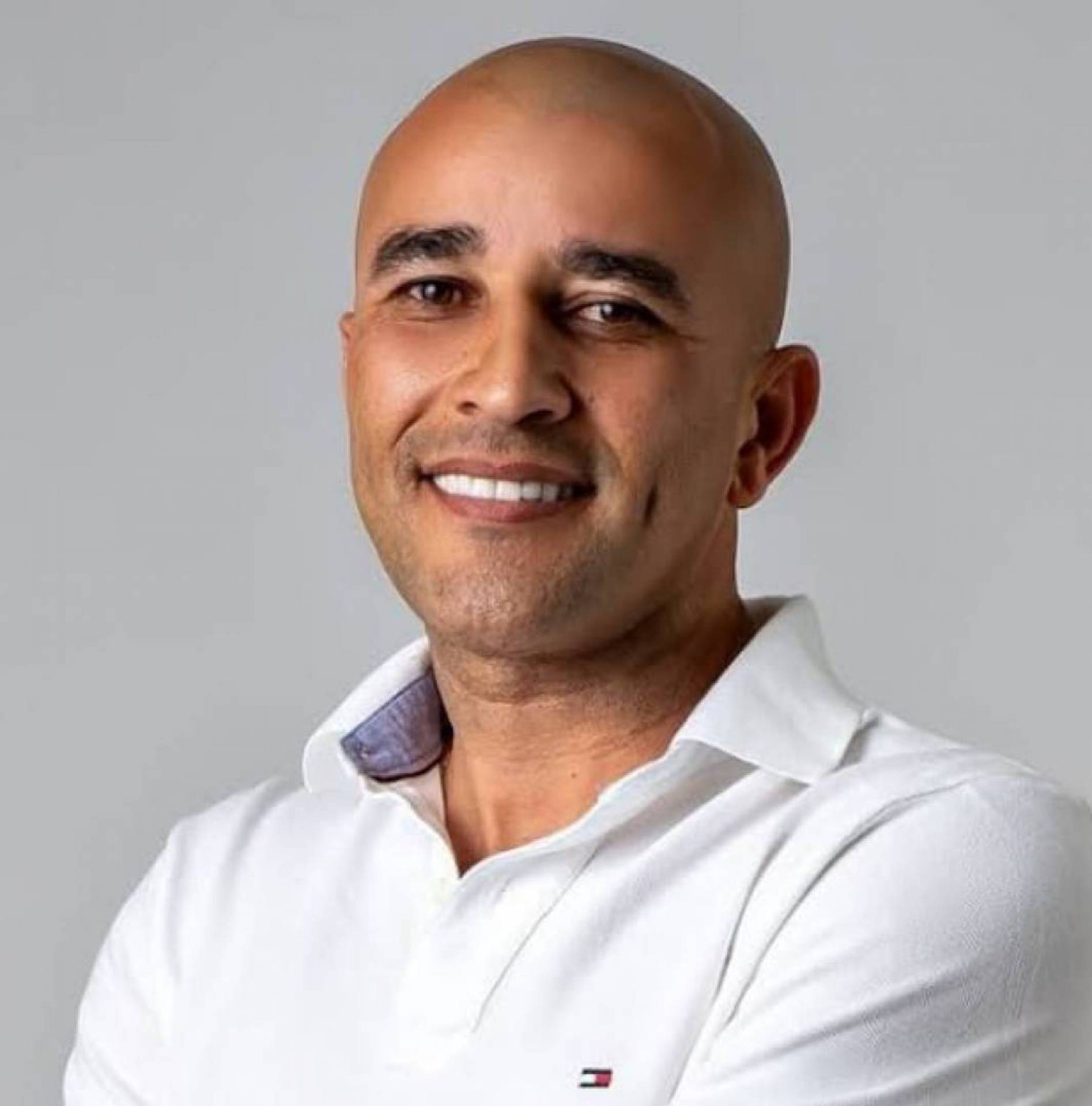 Toletino Reis, pré-candidato a prefeito de Búzios é intimado ao vivo em 'livemício' pelo TRE-RJ - Imagem de internet 