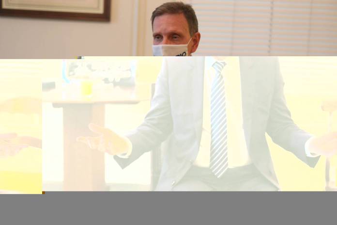 Prefeito Marcelo Crivella - Cl&eacute;ber Mendes