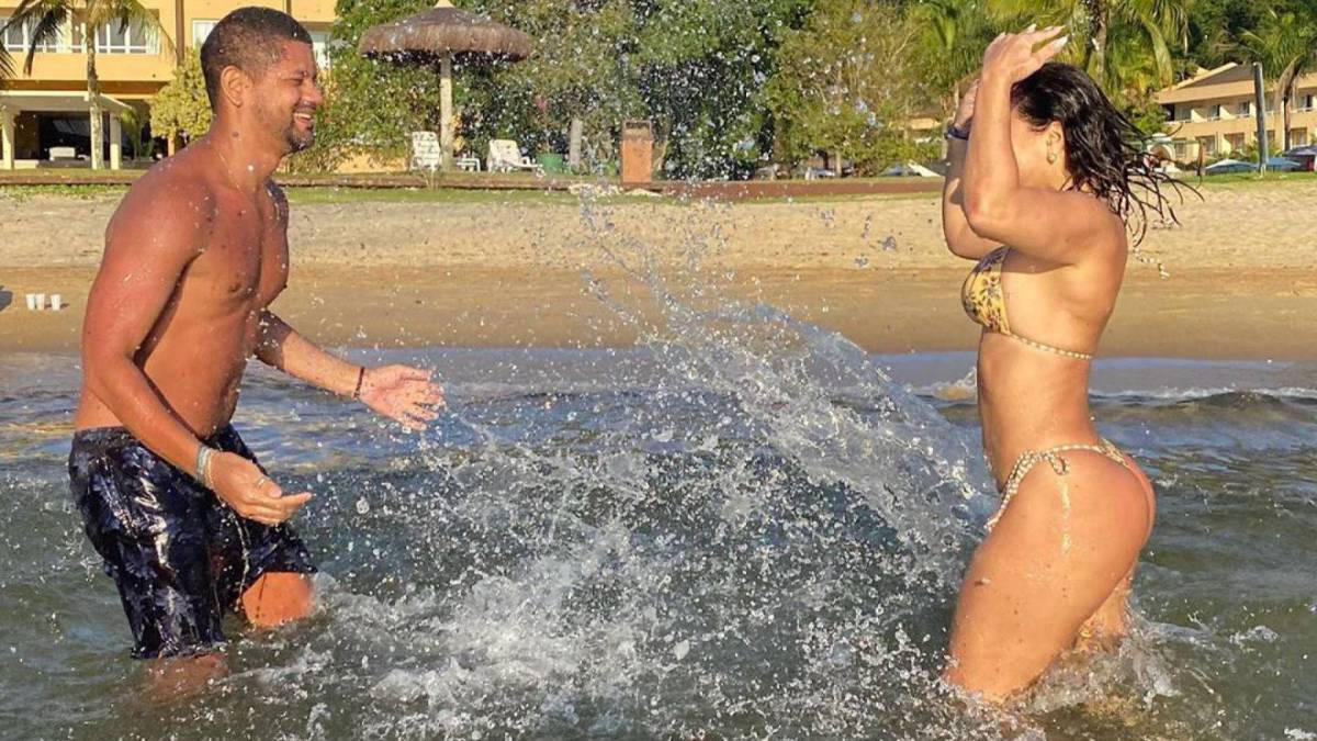 Viviane Araújo e o namorado, Guilherme Militão, estão em Angra dos Reis