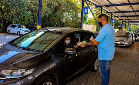 Vistoria de veículos no Rio volta a ser obrigatória para realização de serviços