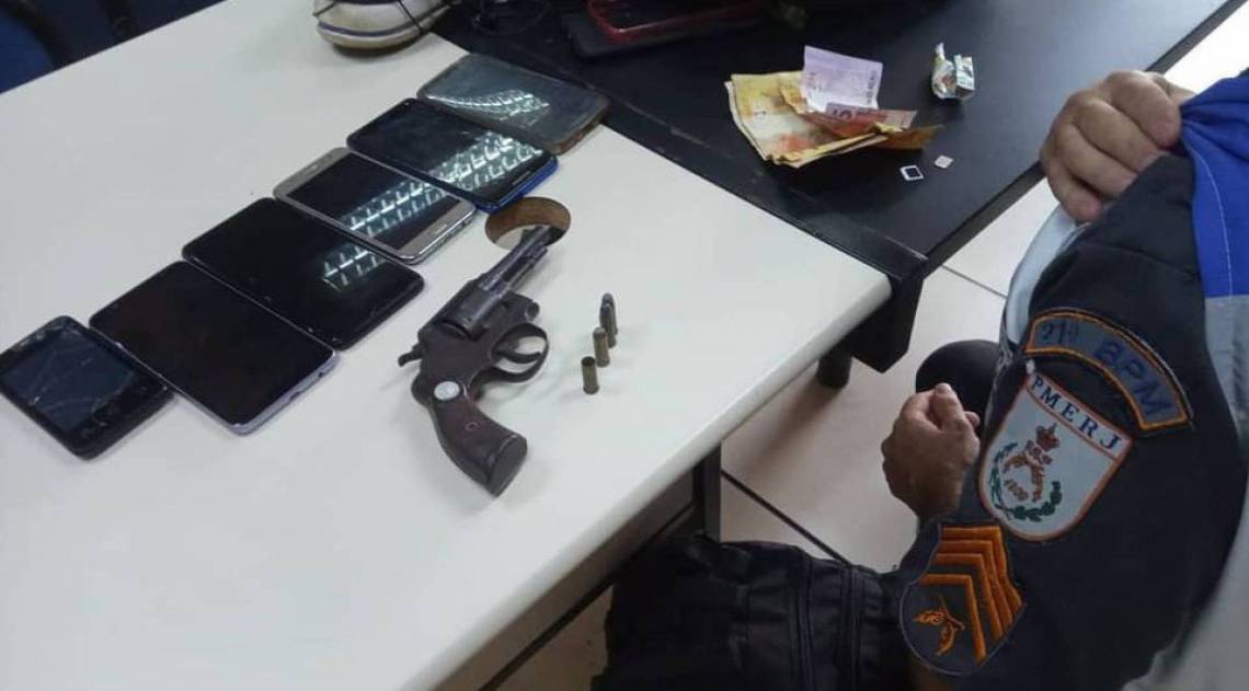 Homem foi preso por Agentes do Segurança Presente de Meriti - Divulgação 21º BPM