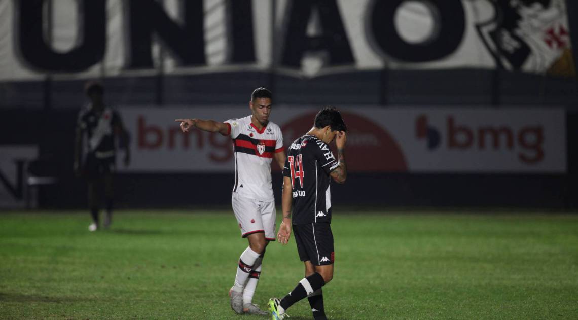 Rio, 10/09/2020  - BRASILEIRAO 2020 - Jogo entre Vasco X Atletico GO, pela nona rodada. Na Foto primeiro gol do vasco. Cano .Estadio Sao Januario, zona norte do Rio.  Foto: Ricardo Cassiano/Agencia O Dia