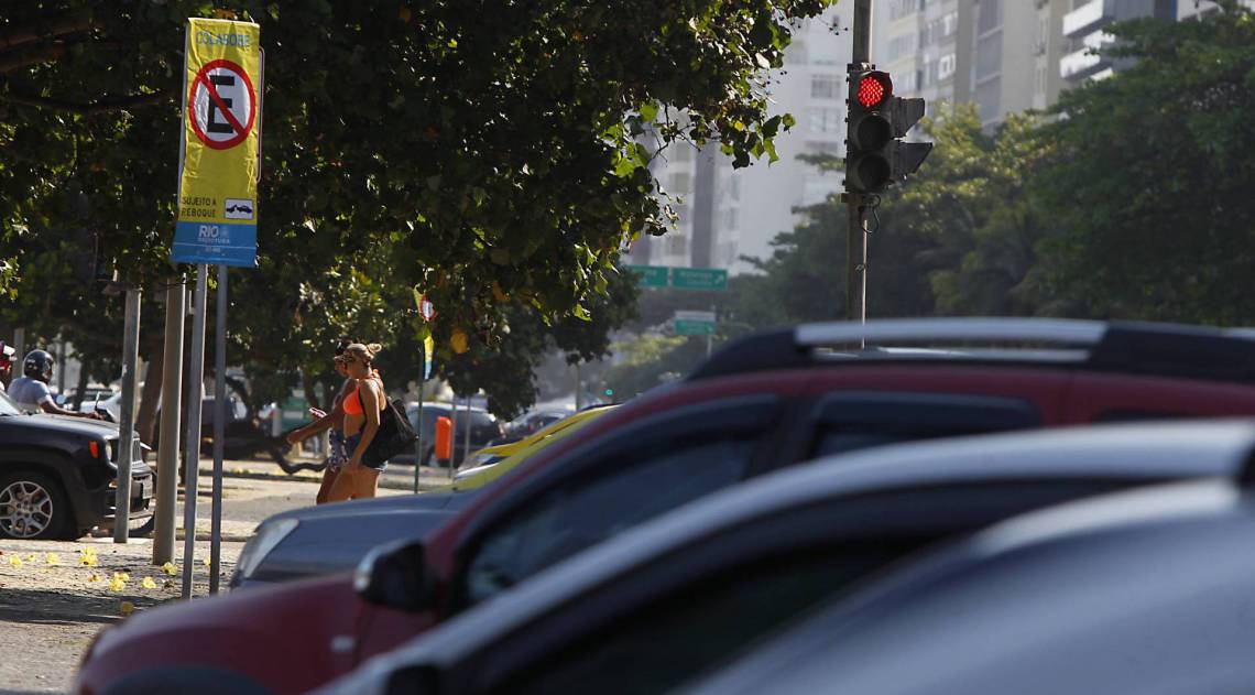 Rio de Janeiro 12/09/2020 - Novo decreto proibi estacionamento nos fins de semana e feriado em toda orla do rj. Foto: Luciano Belford/Agencia O Dia - Luciano Belford/Agencia O Dia