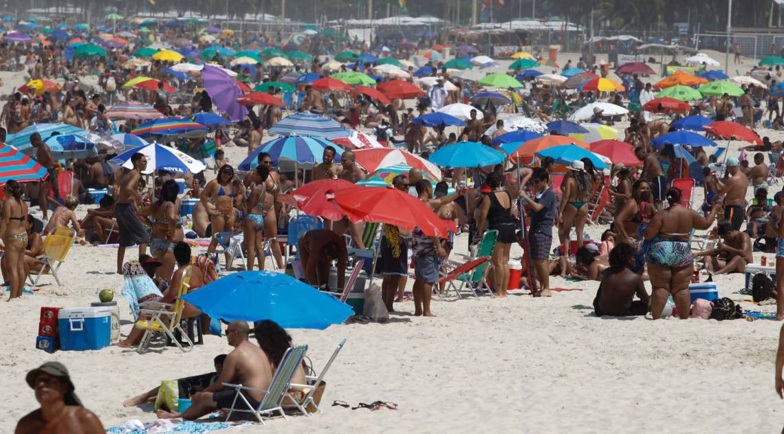 Rio de Janeiro - RJ - 13/09/2020 - Movimentacao na orla da zona sul - Foto Gilvan de Souza / Agencia O Dia
