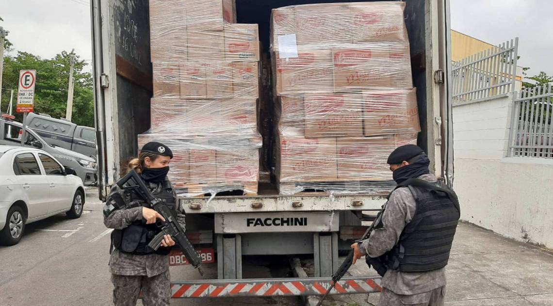 Carga é recuperada em Duque de Caxias - Divulgação/PM