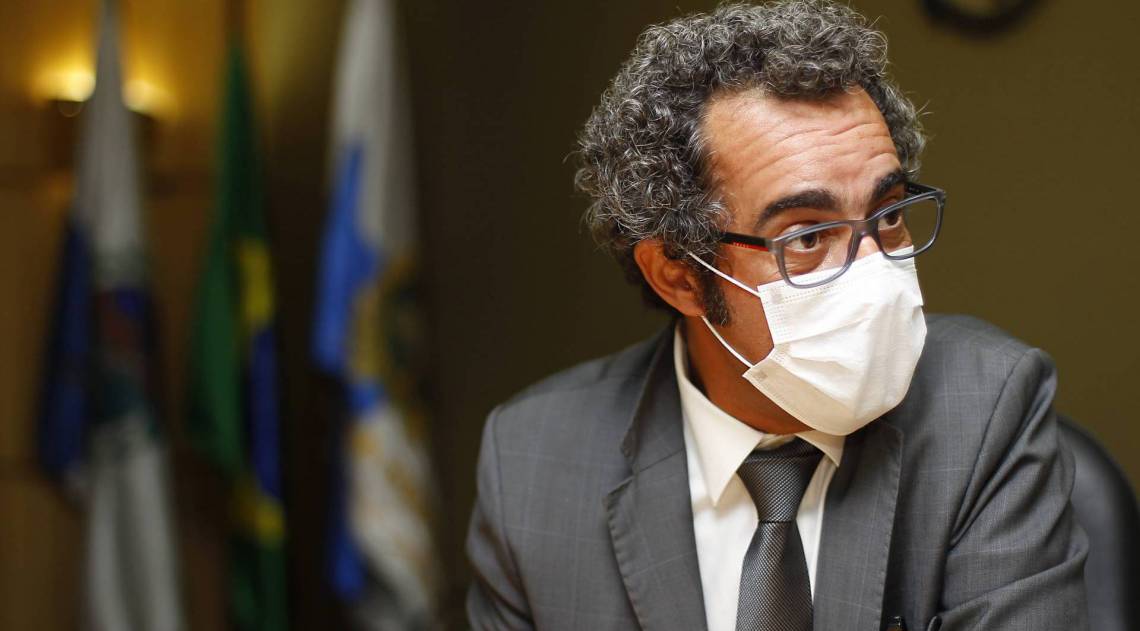 Rio de Janeiro 16/09/2020 - Pessoas que foram presas injustamente após serem reconhecidas por através de fotografias. Na foto acima Defensor público Emanuel Queiroz. Foto: Luciano Belford/Agencia O Dia