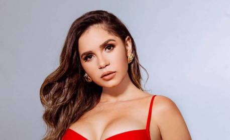 Gizelly Bicalho dá detalhes sobre complicações após cirurgia: 'Milagre'