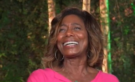 Gloria Maria fala sobre perda de peso após tumor no cérebro e conta que namorou cinco ao mesmo tempo