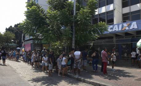 Caixa abre 751 agências para pagar auxílio emergencial neste sábado; veja quais
