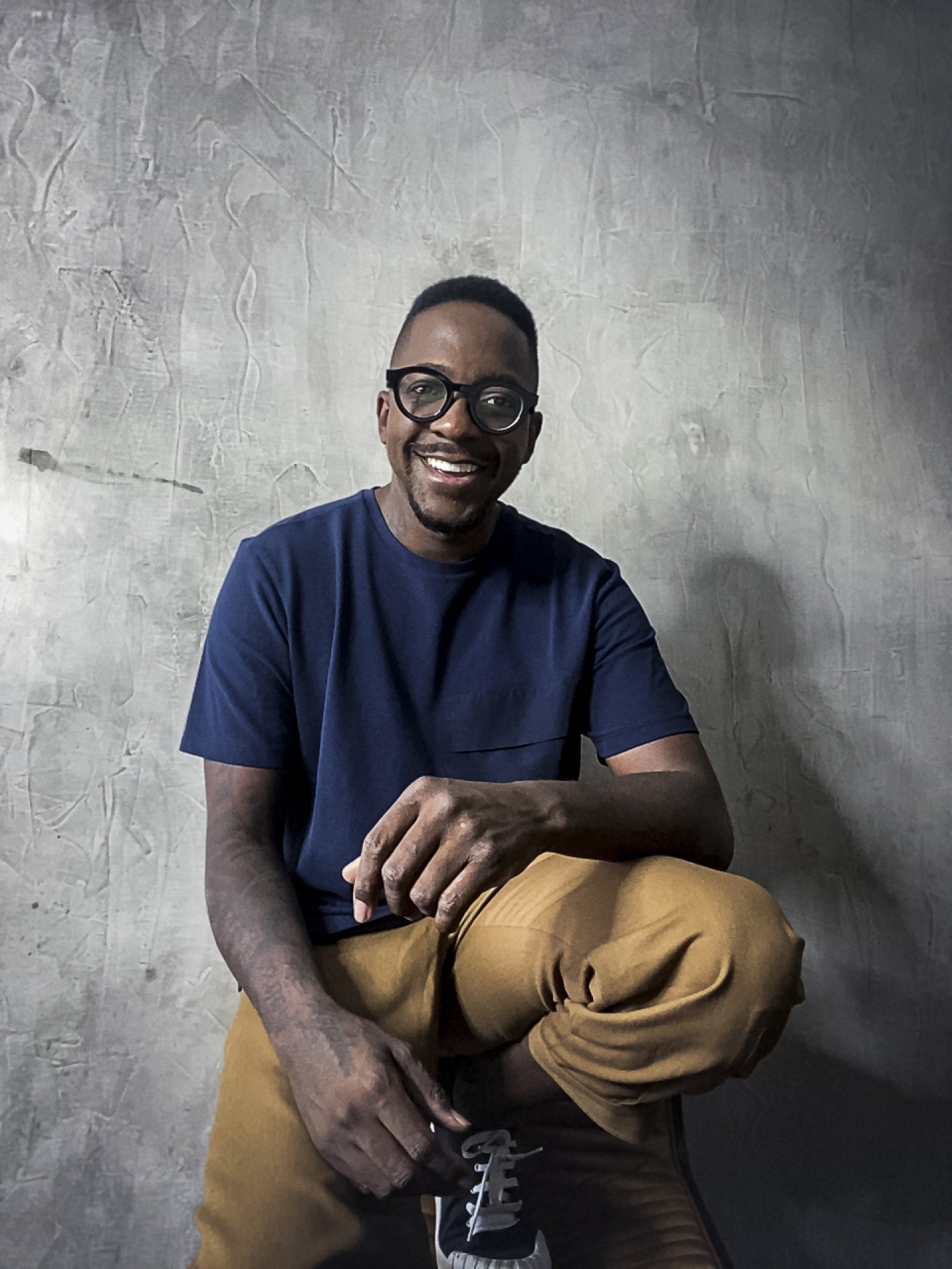 Globo/Vitor Pollak
    photoshop:ColorMode: 3
    photoshop:DateCreated: 2020-09-17
    photoshop:ICCProfile: Adobe RGB (1998)
    signature: 5be55751c1625da5b429701c8d96d24a58408daba186581e7515ee3cd27f67d6
    tiff:Orientation: 1
    tiff:ResolutionUnit: 2
    tiff:XResolution: 30000000/100000
    tiff:YResolution: 30000000/100000
    unknown: -03:00
    xmp:CreateDate: 2020-09-14T11:09:52.837
    xmp:CreatorTool: FotoWare FotoStation
    xmp:MetadataDate: 2020-09-14T11:29:09-03:00
    xmp:ModifyDate: 2020-09-14T11:29:09-03:00
    xmpMM:DocumentID: xmp.did:4efdcfe6-79a5-4d56-bebb-f996d5a92438
    xmpMM:InstanceID: xmp.iid:4efdcfe6-79a5-4d56-bebb-f996d5a92438
    xmpMM:OriginalDocumentID: xmp.did:4efdcfe6-79a5-4d56-bebb-f996d5a92438
  Profiles:
    Profile-8bim: 16172 bytes
    Profile-exif: 12488 bytes
    Profile-icc: 560 bytes
    Profile-iptc: 4000 bytes - Mumuzinho estreia como técnico na fase final da quinta temporada de 'The Voice Kids'


      Caption